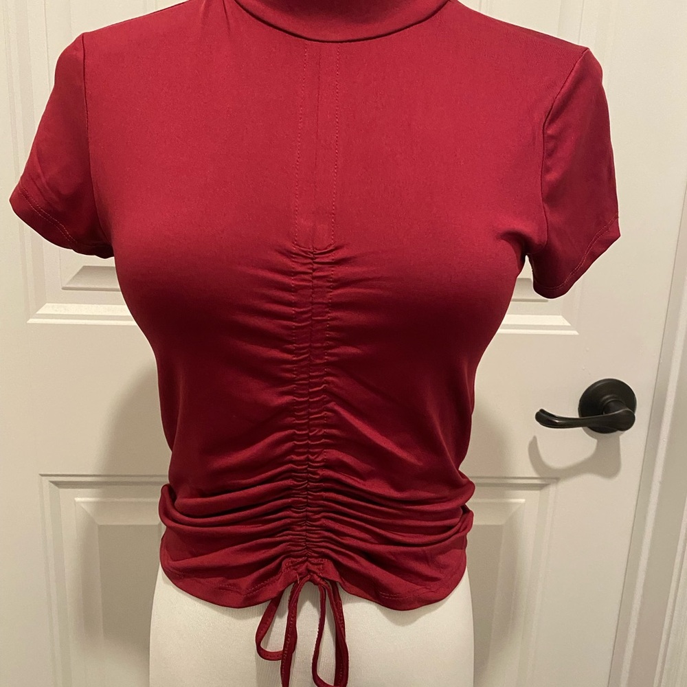 Women's Red Ruched Top